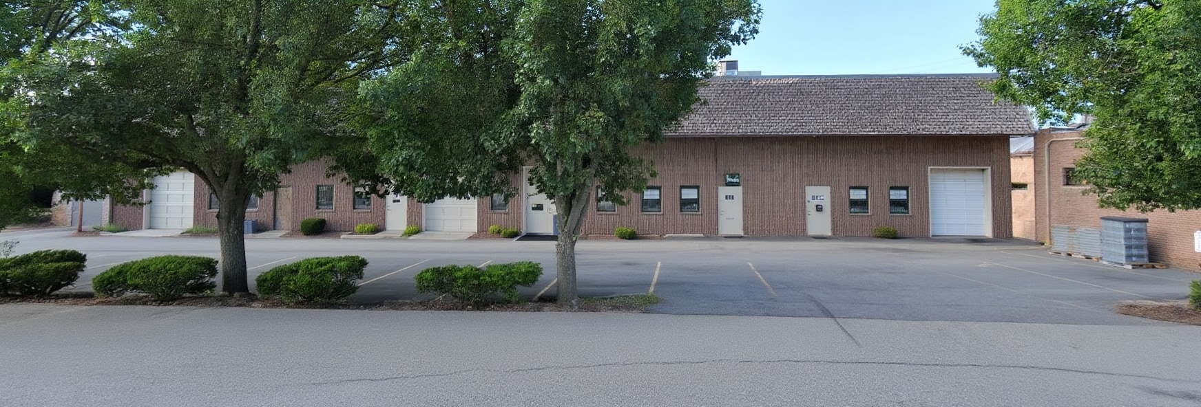 93 S Railroad Ave, Bergenfield, NJ for lease Building Photo- Image 1 of 3