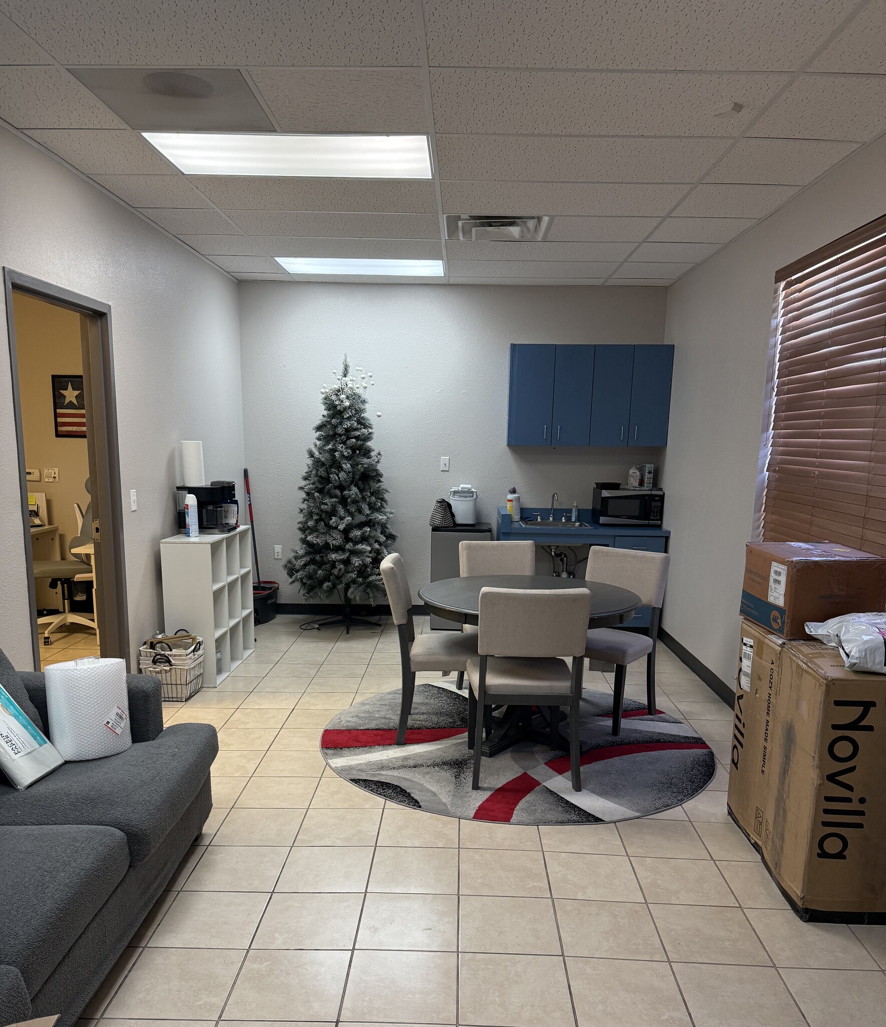 12350 Montwood Dr, El Paso, TX for lease Interior Photo- Image 1 of 6