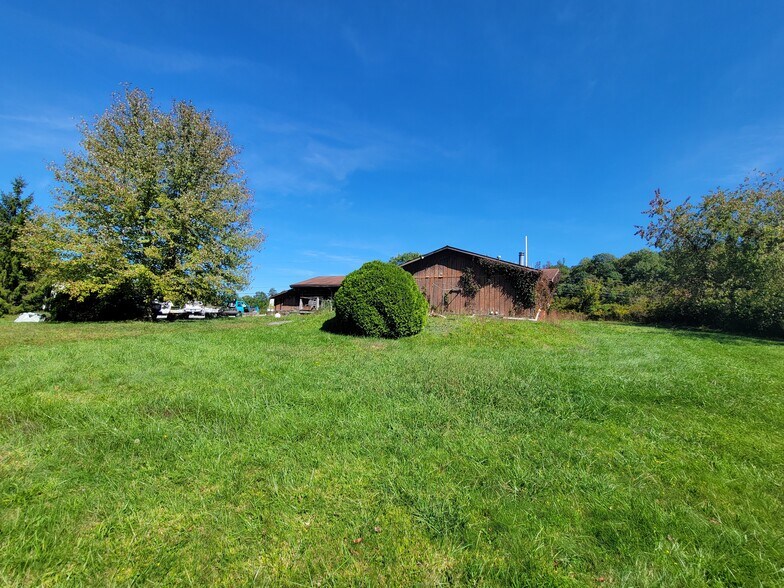 414 Milroy Grose, Lansing, WV à vendre - Photo du bâtiment - Image 1 de 34