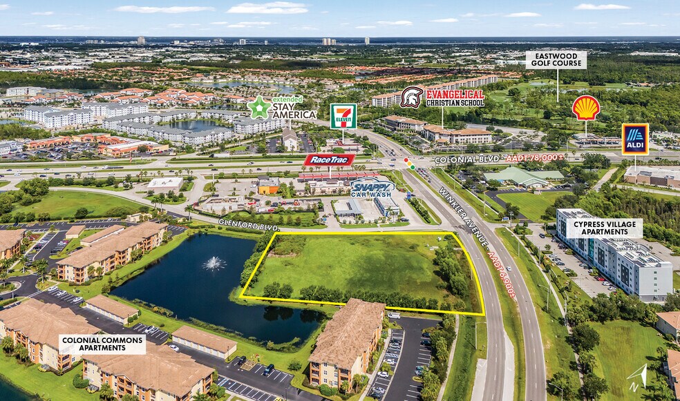 4520 Winkler Ave, Fort Myers, FL à vendre - Aérien - Image 3 de 7