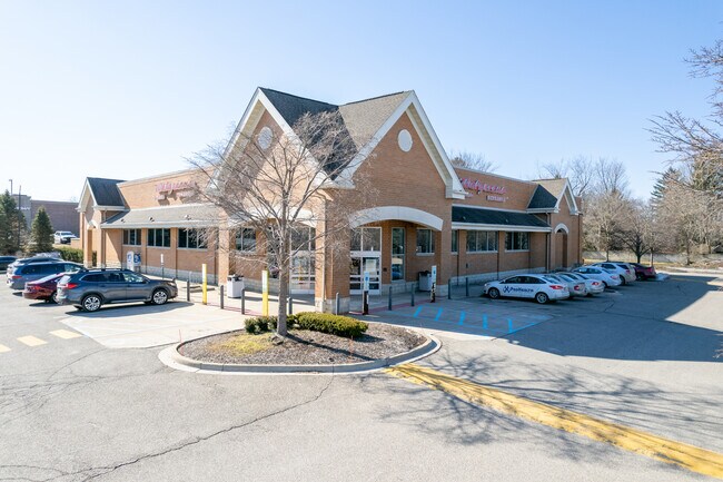 Plus de détails pour 140 S Milford Rd, Milford, MI - Commerce de détail à louer