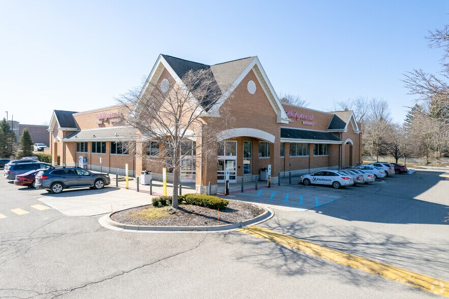 140 S Milford Rd, Milford, MI à louer - Photo du bâtiment - Image 1 de 9