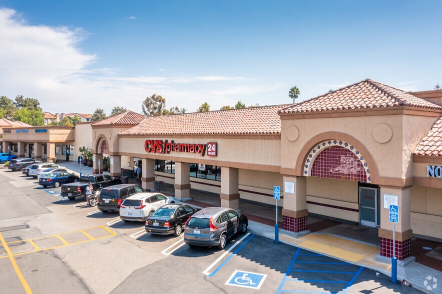 27692-27766 Santa Margarita Pky, Mission Viejo, CA for lease - Building Photo - Image 3 of 7