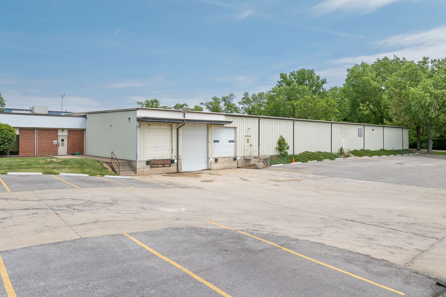 4811 Easton Rd, Saint Joseph, MO for lease - Building Photo - Image 3 of 43
