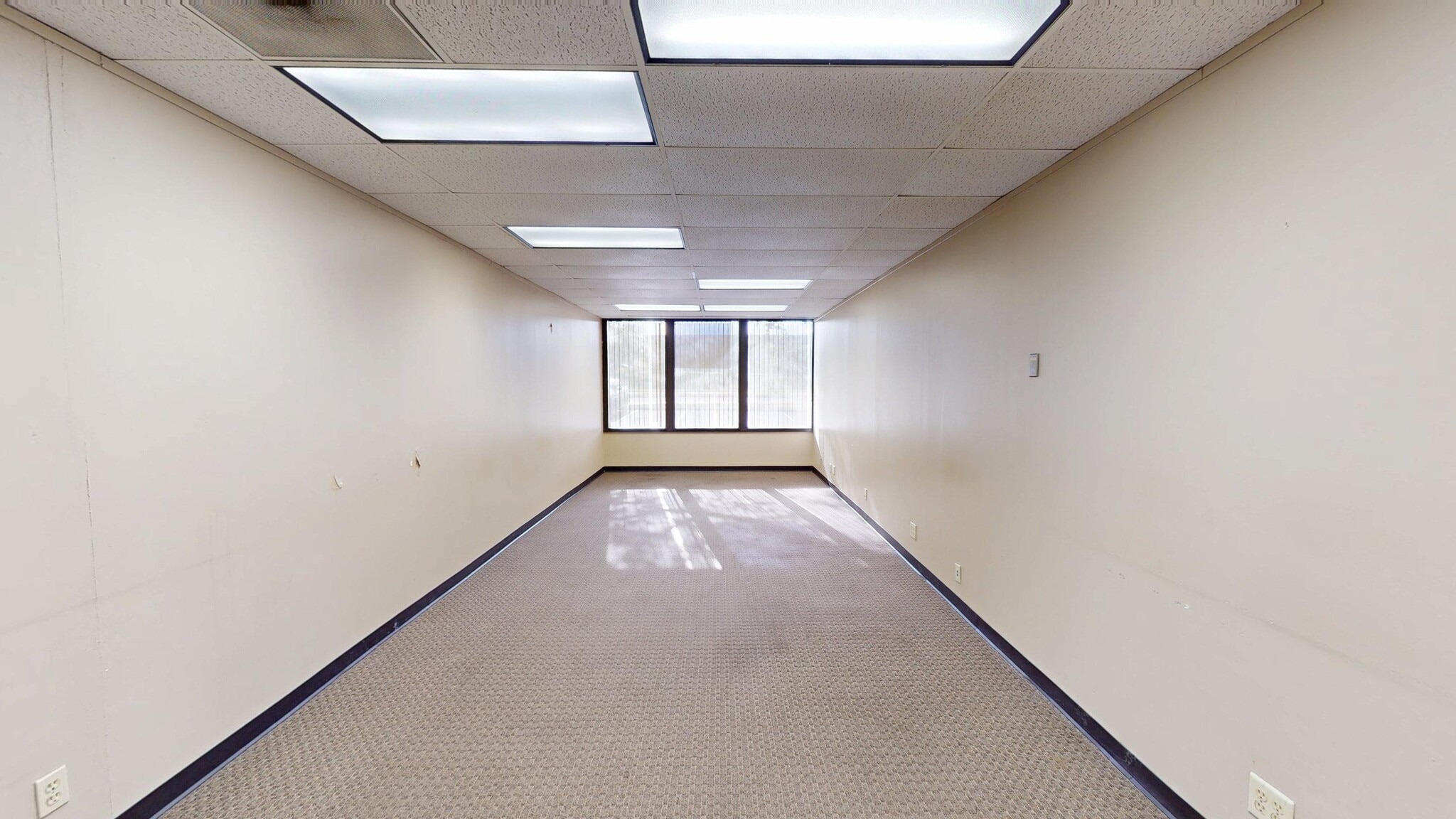 6800 Park Ten Blvd, San Antonio, TX for lease Interior Photo- Image 1 of 4
