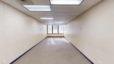 6800 Park Ten Blvd, San Antonio, TX for lease Interior Photo- Image 1 of 4