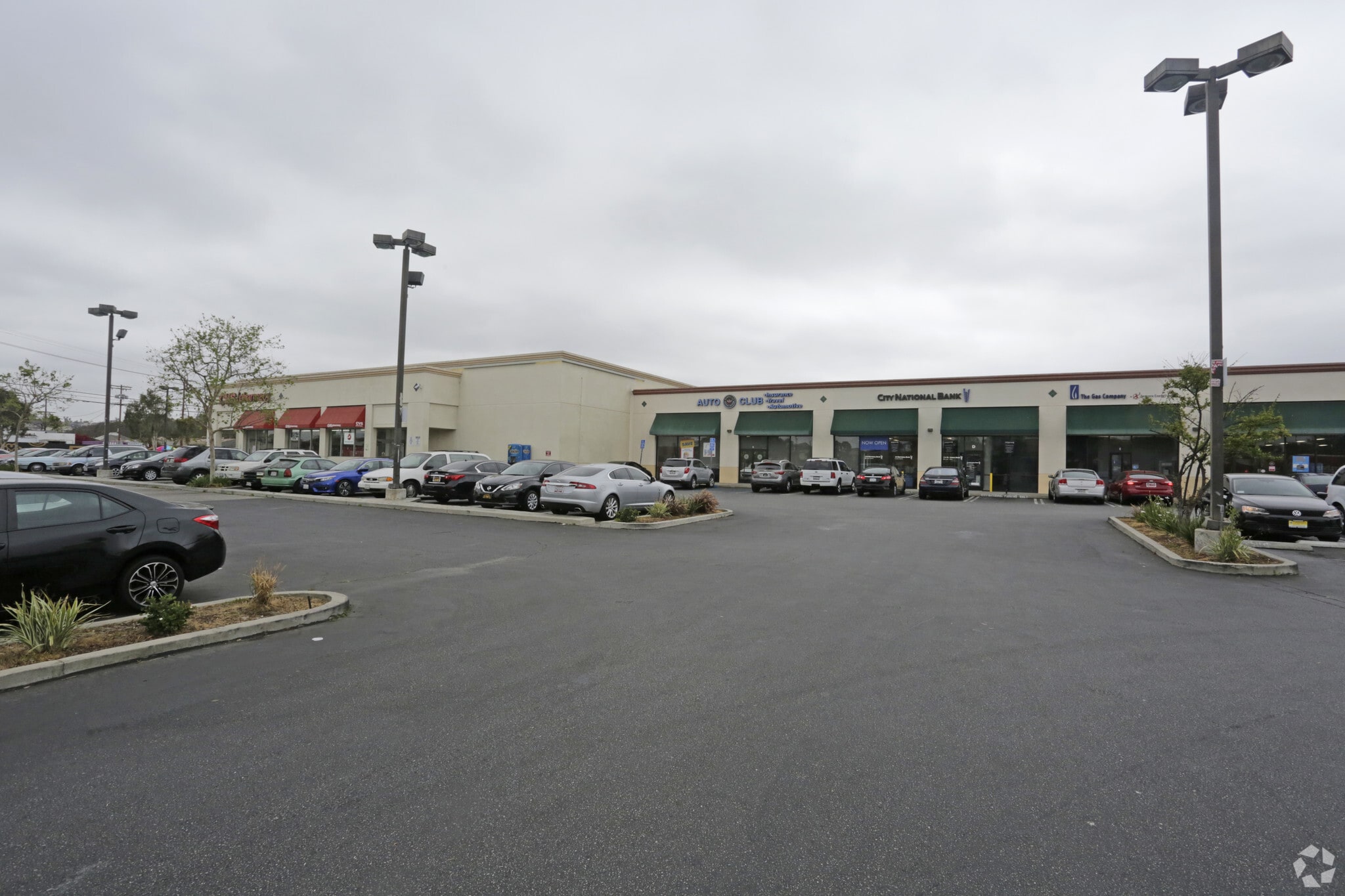 3737-3741 S Crenshaw Blvd, Los Angeles, CA for lease Primary Photo- Image 1 of 7