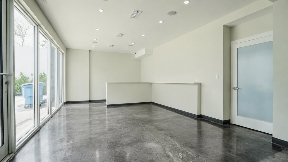 530 NW 54th St, Miami, FL à vendre - Photo du bâtiment - Image 3 de 15