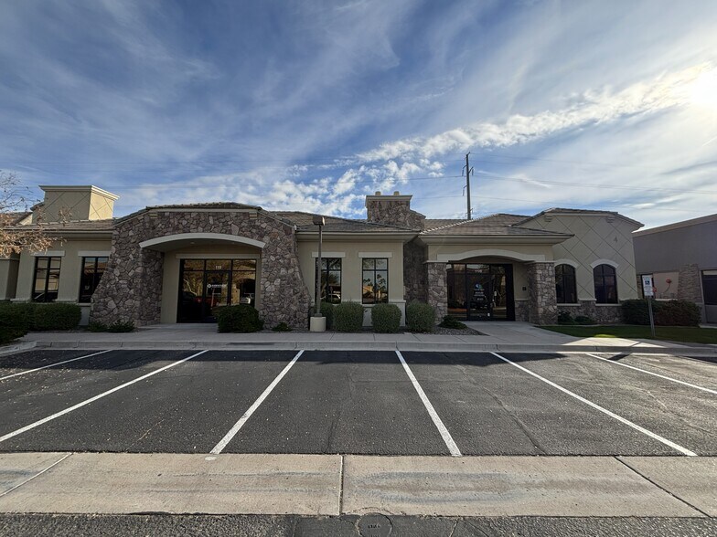 16515 S 40th St, Phoenix, AZ à louer - Photo du bâtiment - Image 2 de 27