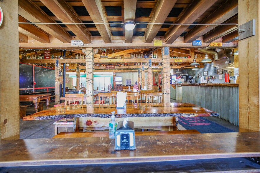 105 James Canyon Highway, Cloudcroft, NM à vendre - Photo du bâtiment - Image 3 de 65