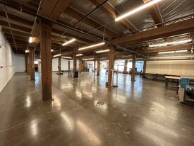 4348 W Lake St, Chicago IL - Loft