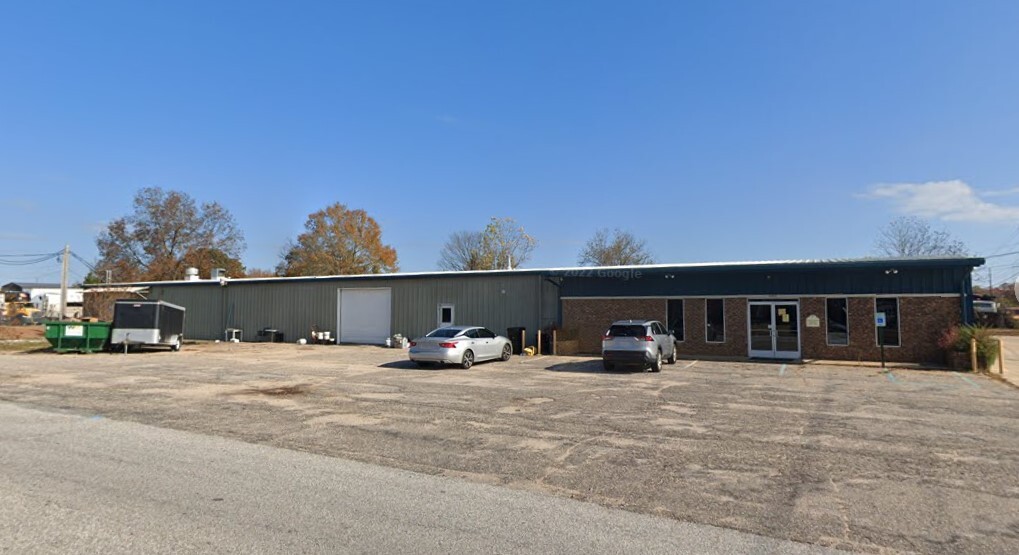 1801 Market St, Opelika, AL for lease Building Photo- Image 1 of 7