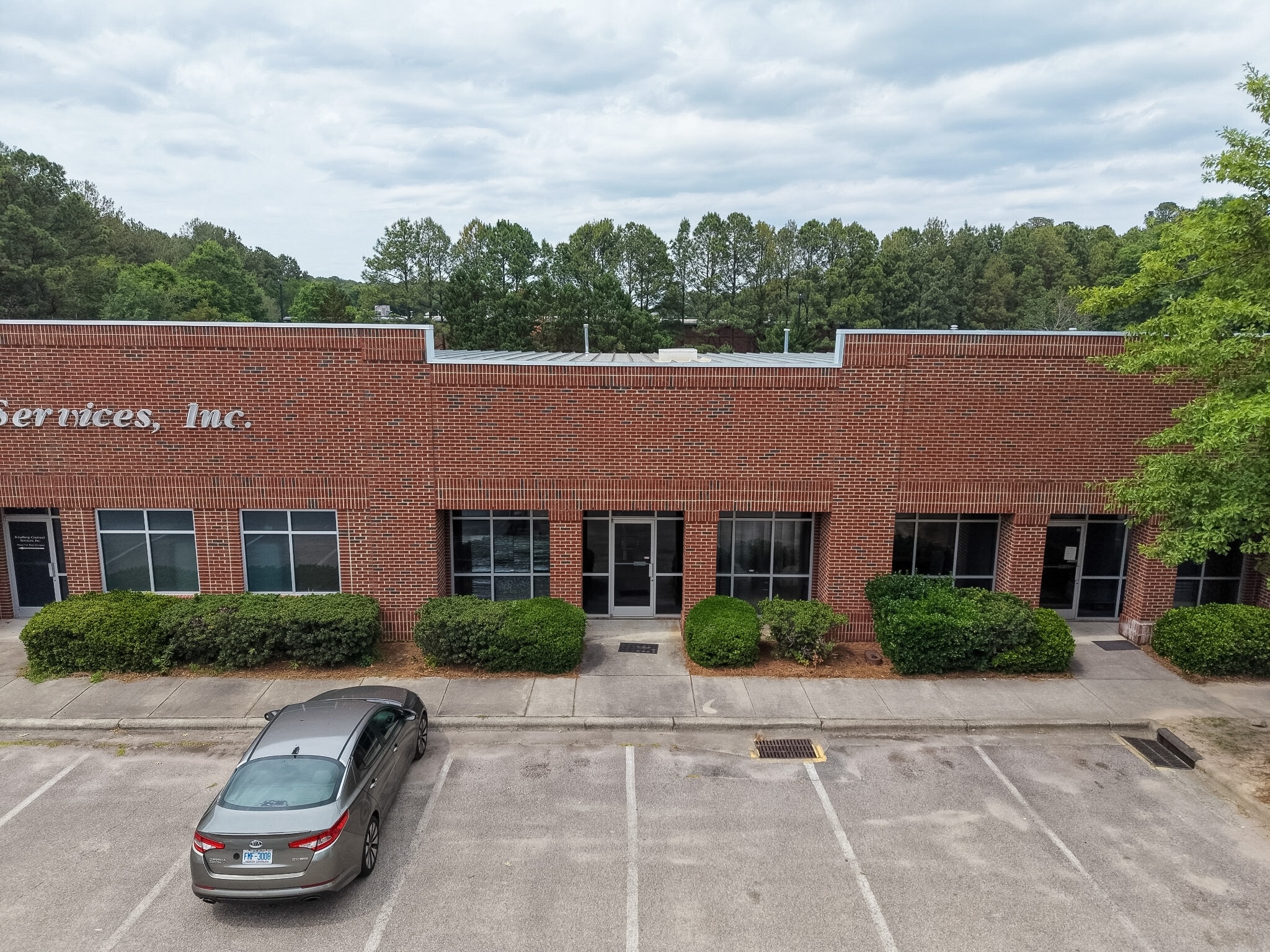 1301-1317 Copeland Oak Dr, Morrisville, NC for lease Building Photo- Image 1 of 14