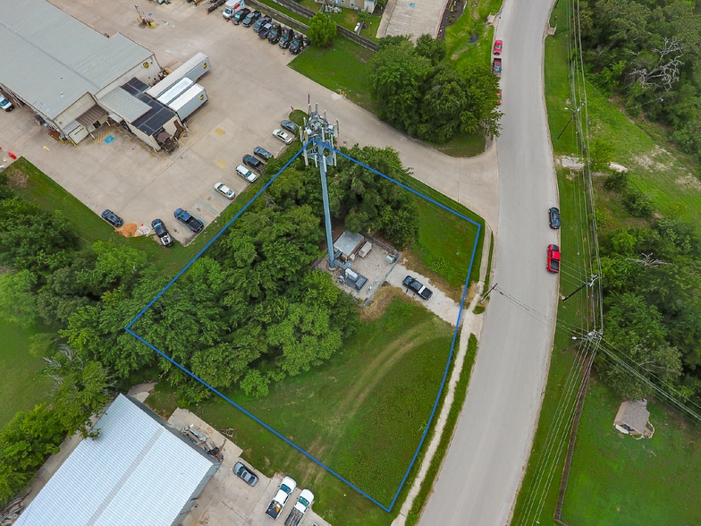 2740 Osborn Ln, Bryan, TX for sale - Primary Photo - Image 1 of 7