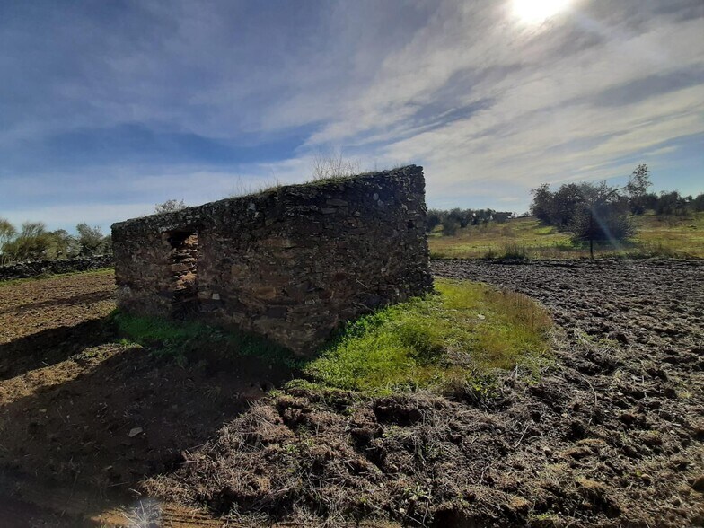 Terrain dans Cáceres, Cáceres à vendre - Photo principale - Image 1 de 13