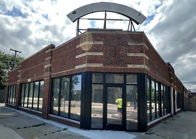 More details for 2061 Gehring Ave, Cleveland, OH - Retail for Lease