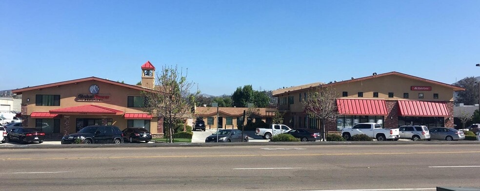 12060-12062 Woodside Ave, Lakeside, CA for lease - Building Photo - Image 2 of 2