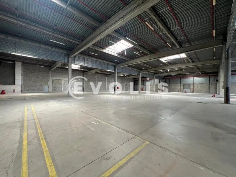 7 Rue André Sentuc, Vénissieux for lease Interior Photo- Image 1 of 14