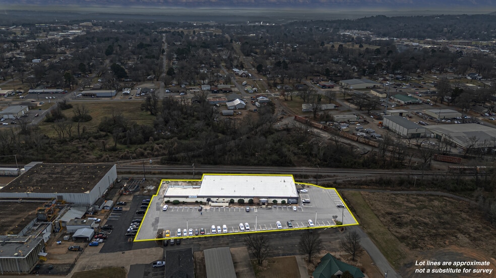 800 E Main St, Russellville, AR for sale - Building Photo - Image 3 of 27