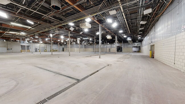 More details for 3203 Avenue B, Lubbock, TX - Industrial for Lease