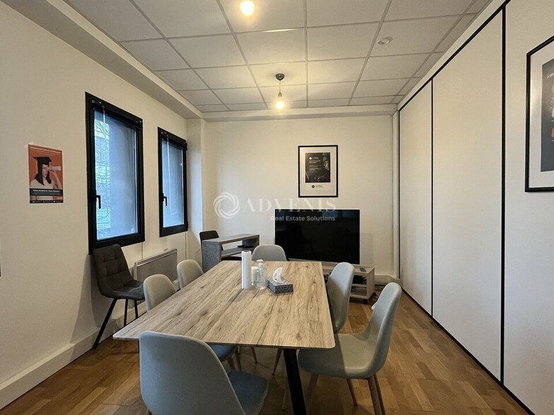 Office in Vitry-sur-Seine for sale - Interior Photo - Image 3 of 10