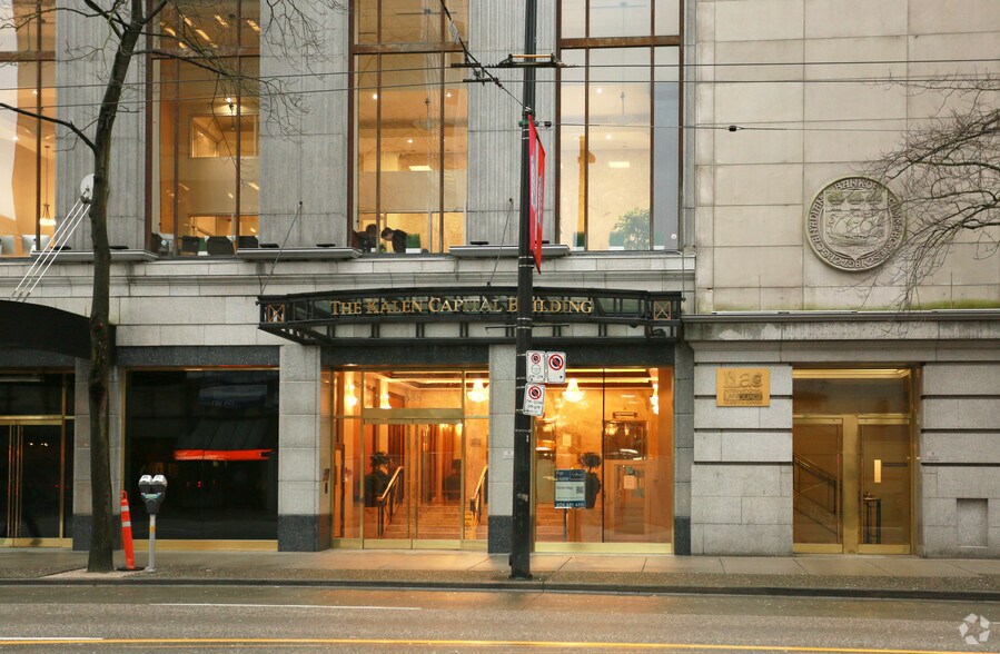 688 W Hastings St, Vancouver, BC à louer - Photo du bâtiment - Image 3 de 7
