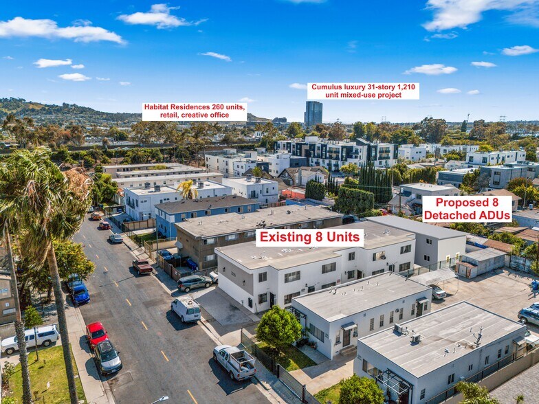 2325 S Ridgeley Dr, Los Angeles, CA à vendre - Photo du bâtiment - Image 2 de 34