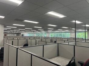 1440 NW Vivion Rd, Kansas City, MO for lease Interior Photo- Image 2 of 12