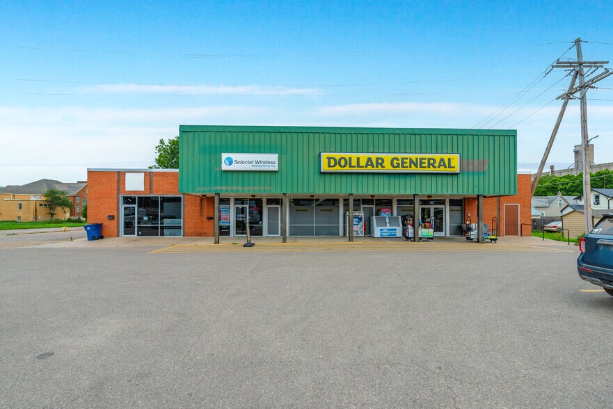 409 N Buckeye Ave, Abilene, KS à louer - Photo du bâtiment - Image 1 de 13