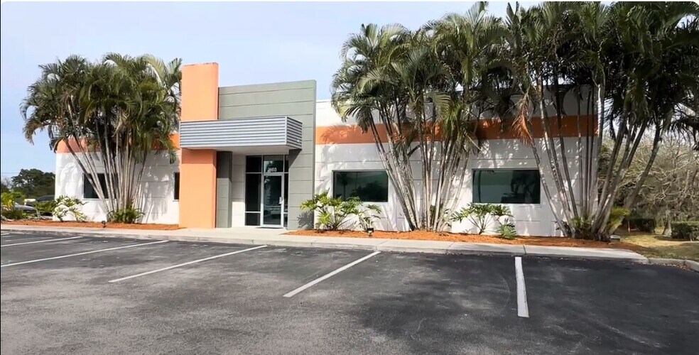 1160 Broadband Dr, Melbourne, FL for lease - Building Photo - Image 1 of 8