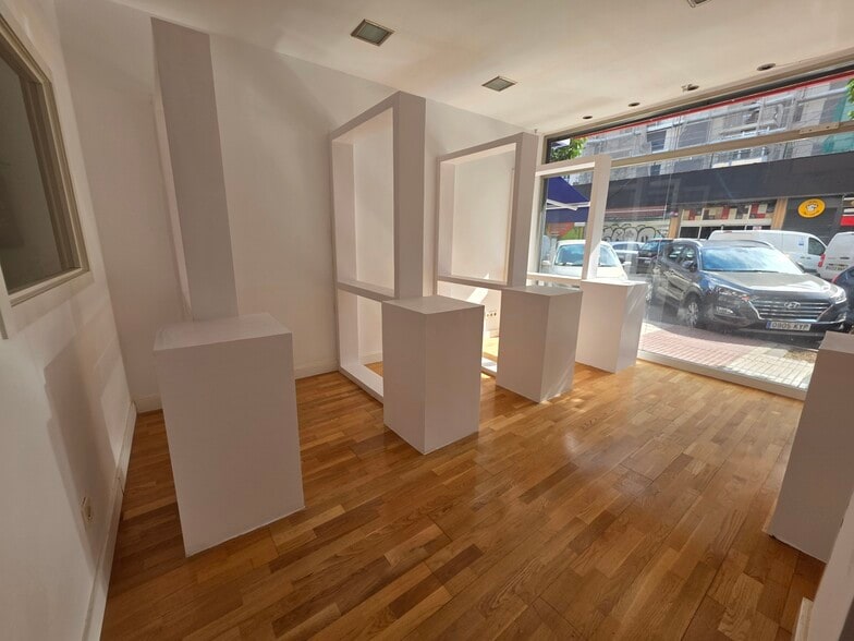 Retail in Alcorcón, Madrid for lease - Building Photo - Image 2 of 3