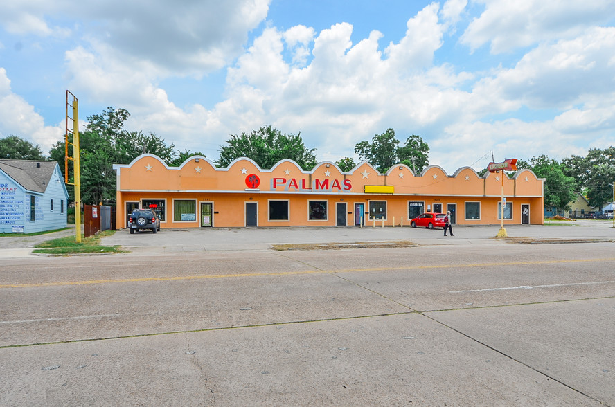 7645-7661 Park Place Blvd, Houston, TX for sale - Building Photo - Image 1 of 1