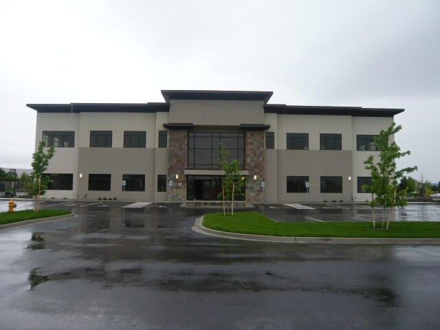 8131 Klamath Ct, Kennewick, WA for lease Primary Photo- Image 1 of 4