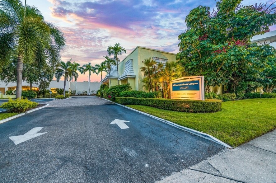 100 S Washington Blvd, Sarasota, FL for sale - Building Photo - Image 3 of 33