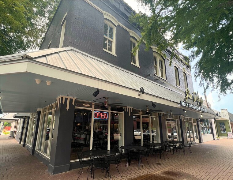 201-203 Jefferson St, Lafayette, LA à vendre - Photo du bâtiment - Image 3 de 5