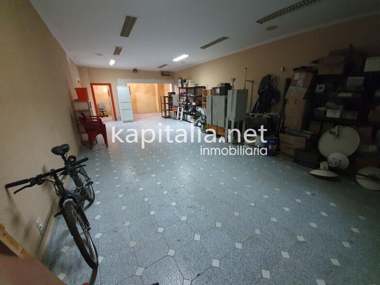 Commerce de détail dans València, Valencia à vendre - Photo du bâtiment - Image 2 de 4