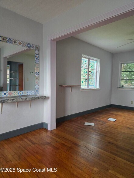 708 Palmetto Ave, Melbourne, FL à louer - Photo intérieure - Image 3 de 5