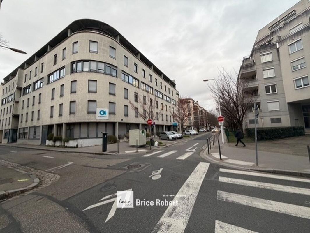 11 Rue Saint Maximin, Lyon for lease Building Photo- Image 1 of 8