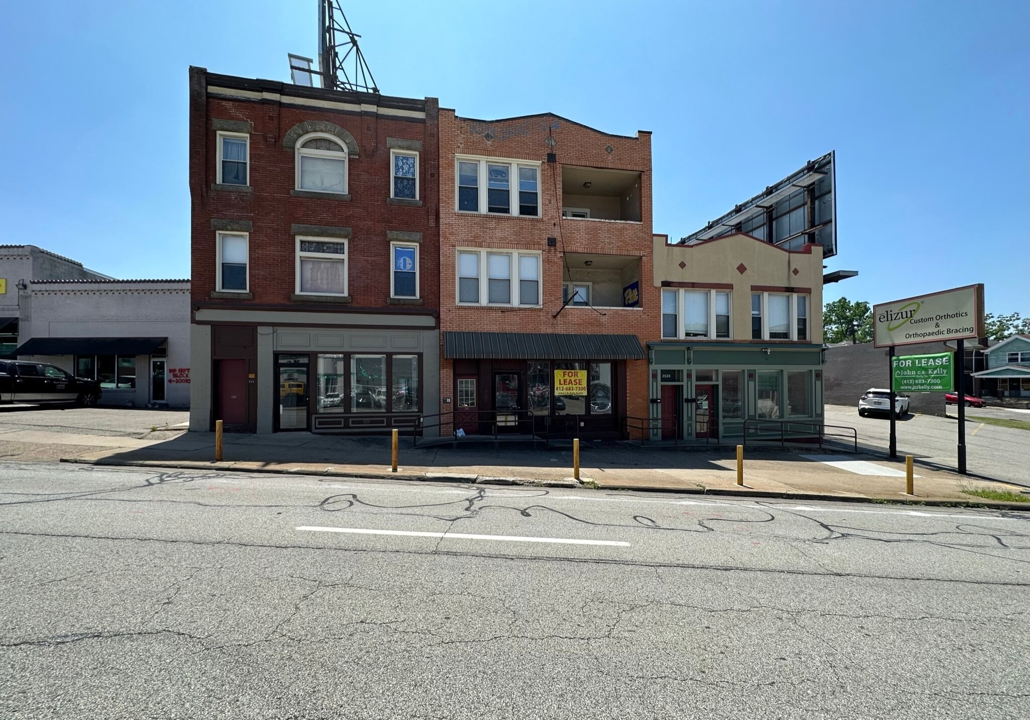 3528 Boulevard of the Allies, Pittsburgh, PA for lease Primary Photo- Image 1 of 2