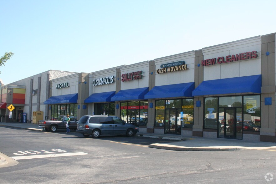 4323-4357 N Chouteau Tfwy, Kansas City, MO à louer - Photo du bâtiment - Image 3 de 24