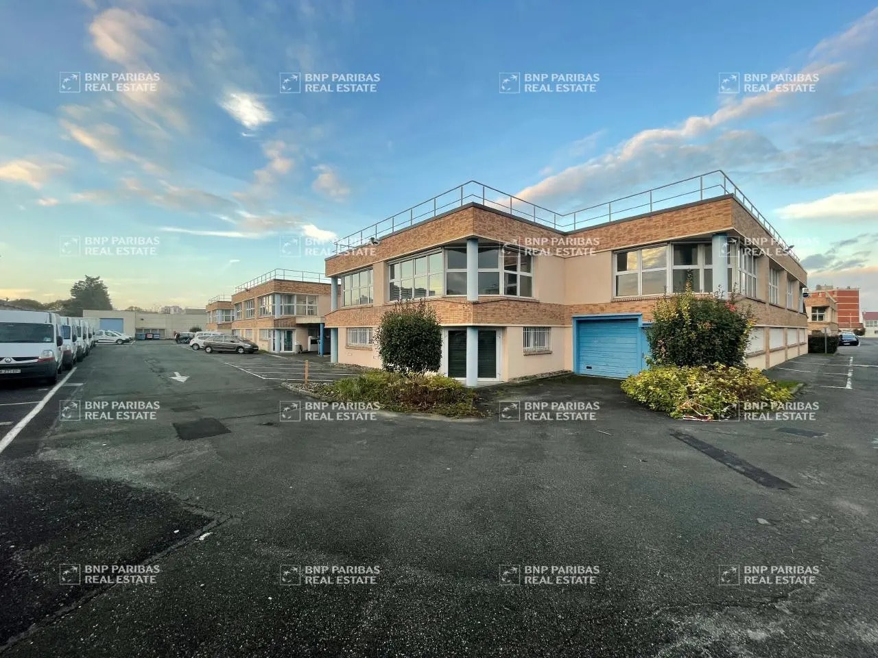 122-130 Rue Marcel Hartmann, Ivry-sur-Seine for lease Primary Photo- Image 1 of 2