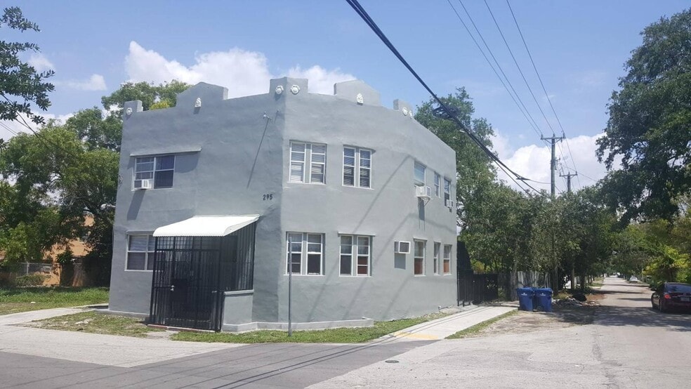 295 NE 55th St, Miami, FL for sale - Building Photo - Image 3 of 13