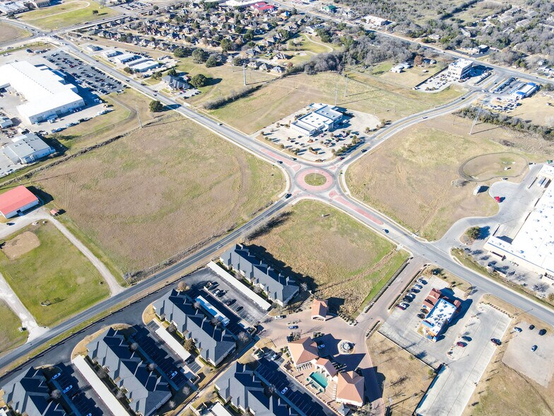 Commerce St, Belton, TX à vendre - Photo du bâtiment - Image 2 de 7