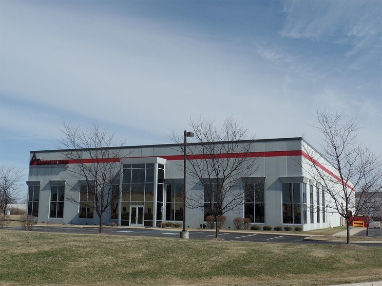 5905 Decatur Blvd, Indianapolis, IN for sale - Building Photo - Image 3 of 7