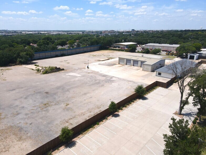 421 Compton Ave, Irving, TX à louer - Aérien - Image 2 de 9