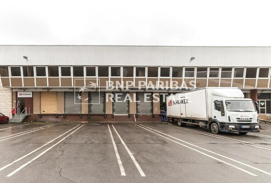 Bureau dans Wissous à louer - Photo du bâtiment - Image 1 de 5