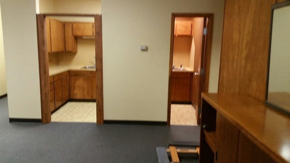 284 Interstate 45 N, Huntsville, TX for lease - Building Photo - Image 3 of 10