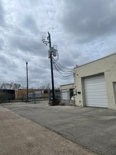 5440 Gulf Fwy, Houston, TX à louer - Photo du bâtiment - Image 3 de 21