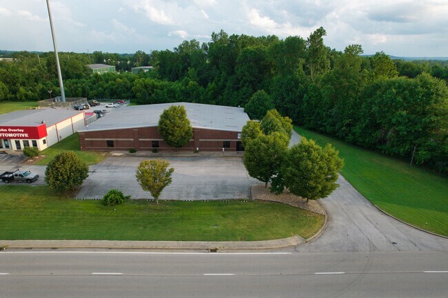 Plus de détails pour 3700 Fern Valley Rd, Hillview, KY - Industriel à vendre