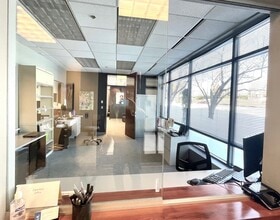 675 Peter Jefferson Pky, Charlottesville, VA for lease Interior Photo- Image 2 of 3